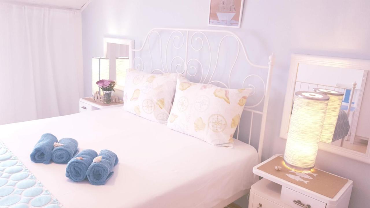 פורץ Deep Blue Apartment מראה חיצוני תמונה
